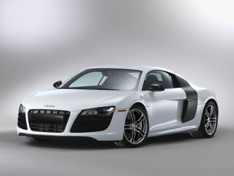  Audi R8 V10 2009 года  (NA) (фото 3 из 18)